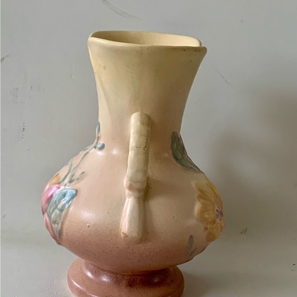 Vintage Hull Art Pottery USA Vase H 6 1/2 Inch - Picture 8 of 11